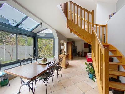 Maison - 125 m² - 6 pièces