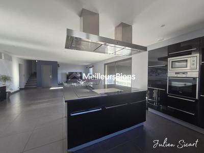 Villa - 155 m² - 5 pièces