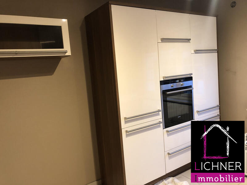 Appartement - 110 m² - 4 pièces