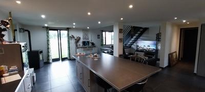 Maison - 135 m² - 6 pièces