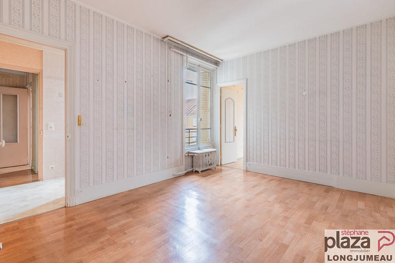 Appartement - 82 m² - 4 pièces