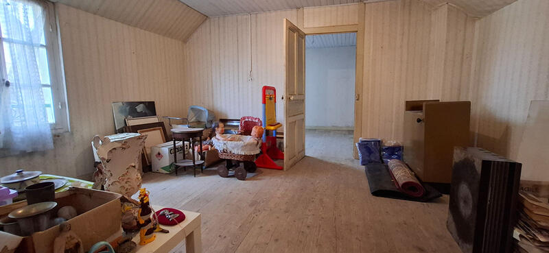 Maison - 192 m² - 7 pièces