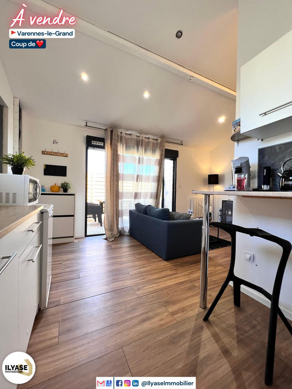 Maison - 209 m² - 8 pièces