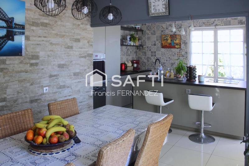 Maison - 159 m² - 6 pièces