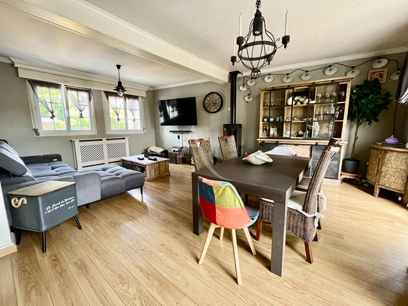 Maison - 149 m² - 7 pièces