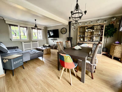 Maison - 149 m² - 7 pièces