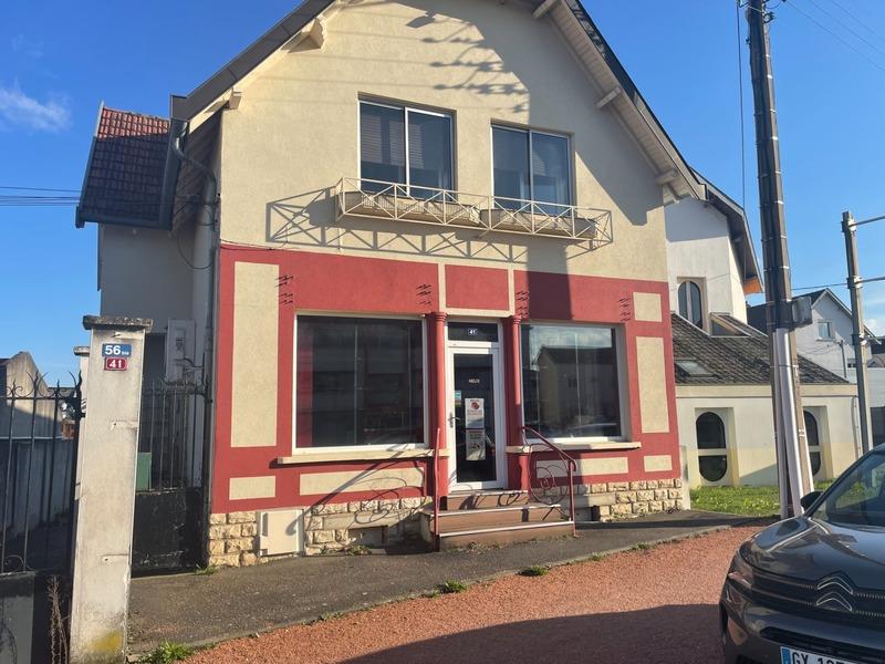 Immeuble - 103 m² - 4 pièces