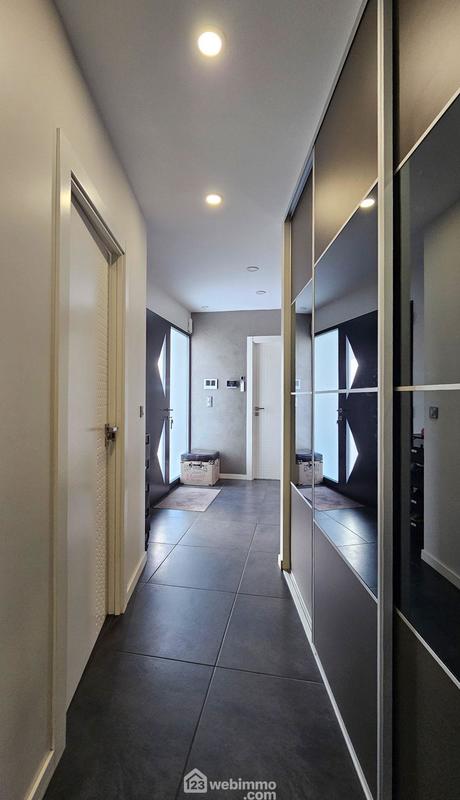 Villa - 165 m² - 8 pièces