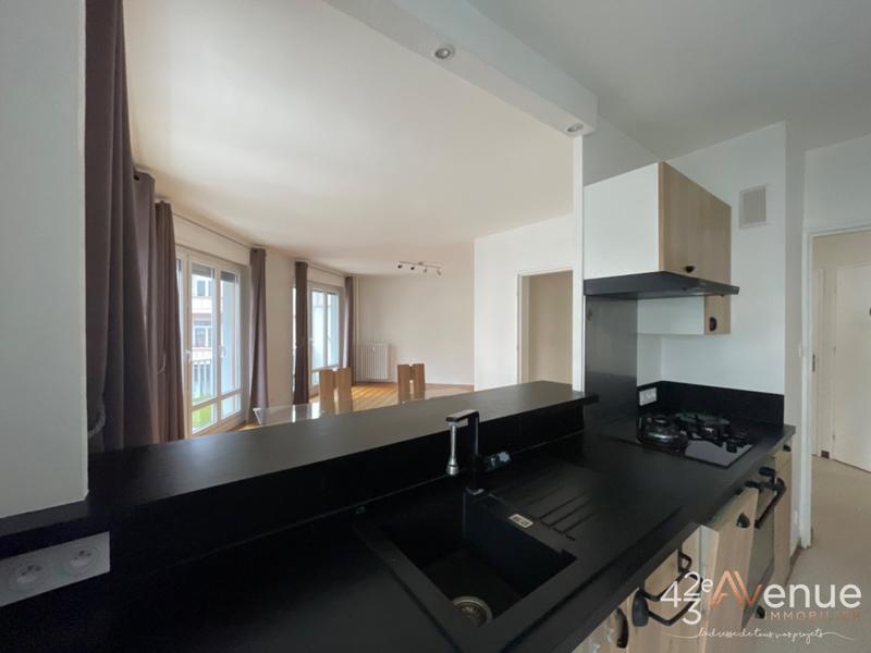 Appartement - 95 m² - 4 pièces