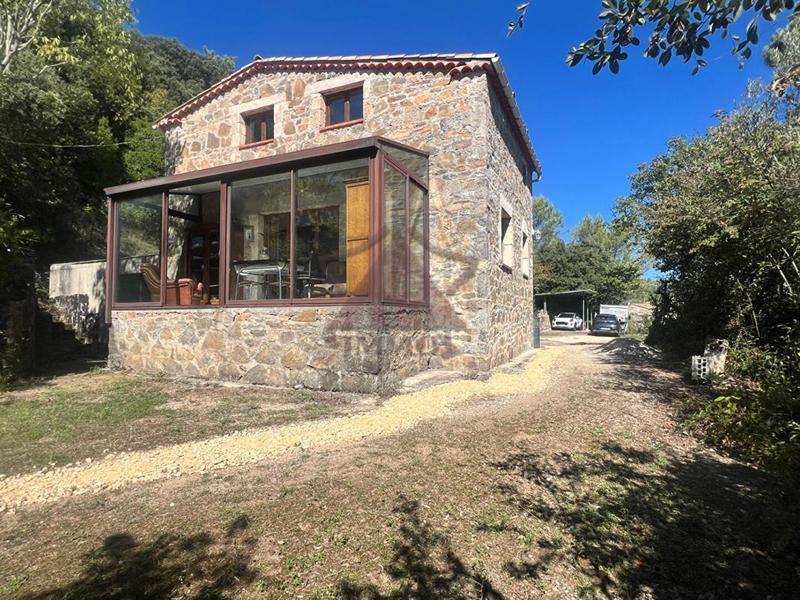 Mas - 60 m² - 4 pièces