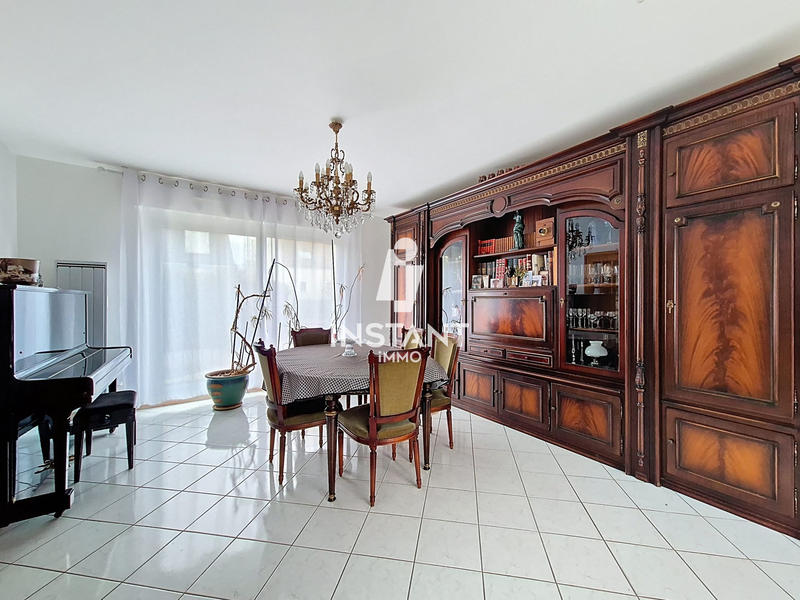 Maison - 138 m² - 6 pièces