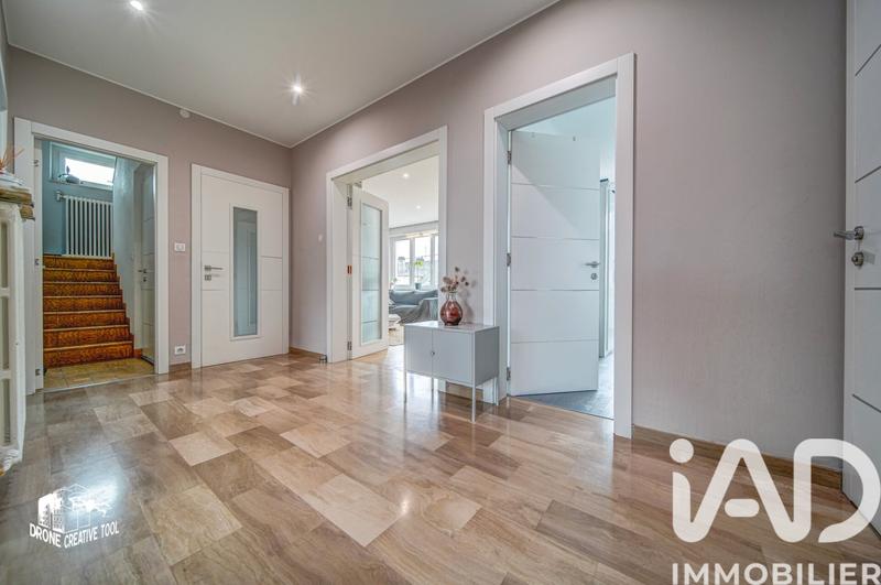 Duplex - 163 m² - 8 pièces