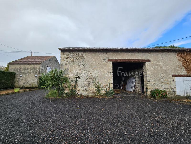 Maison - 250 m² - 10 pièces