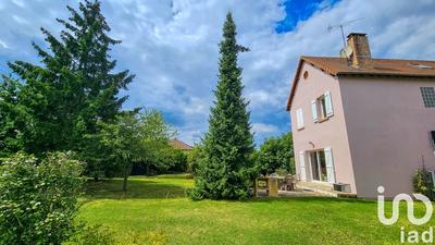 Maison - 205 m² - 8 pièces