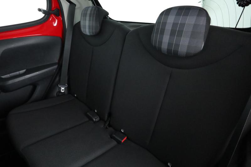 Peugeot 108 1.0 VTi Style 5p 72 ch