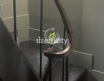 Maison - 372 m² - 12 pièces