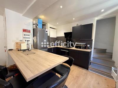 Maison - 64 m² - 3 pièces