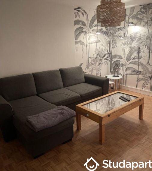 Chambre - 10 m² - 1 pièce