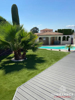Villa - 200 m² - 6 pièces