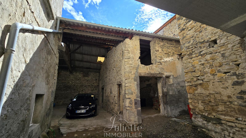 Maison - 135 m² - 1 pièce