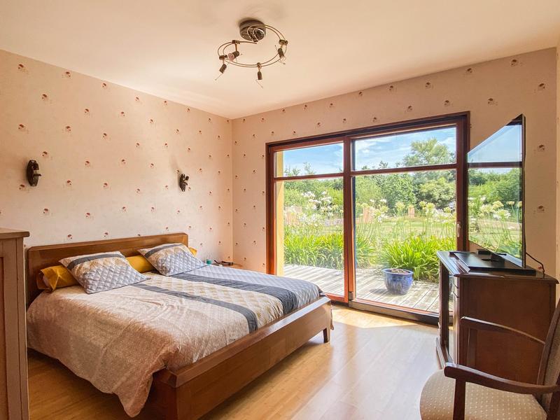 Maison - 215 m² - 7 pièces