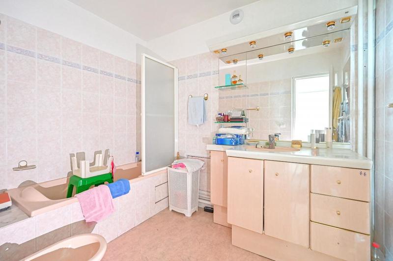 Appartement - 82 m² - 3 pièces