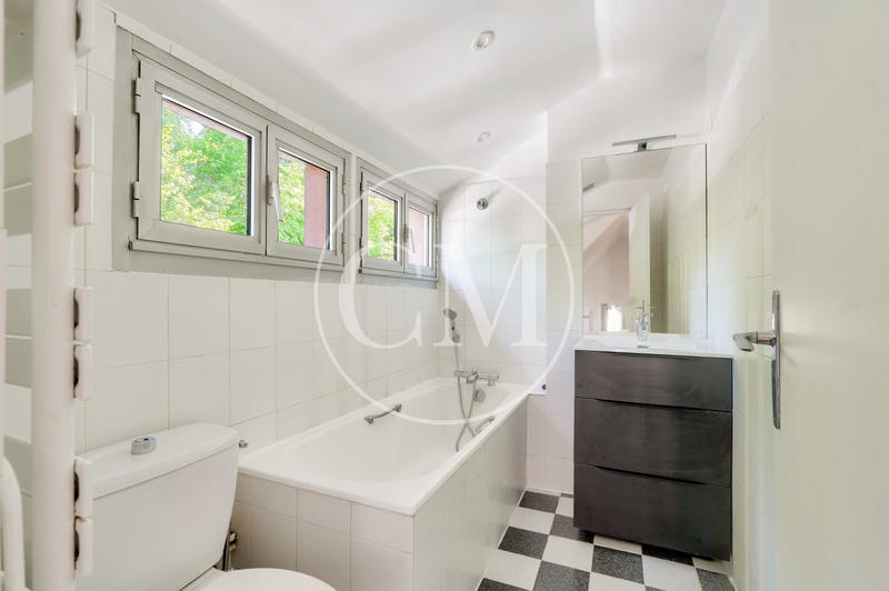 Maison - 176 m² - 6 pièces