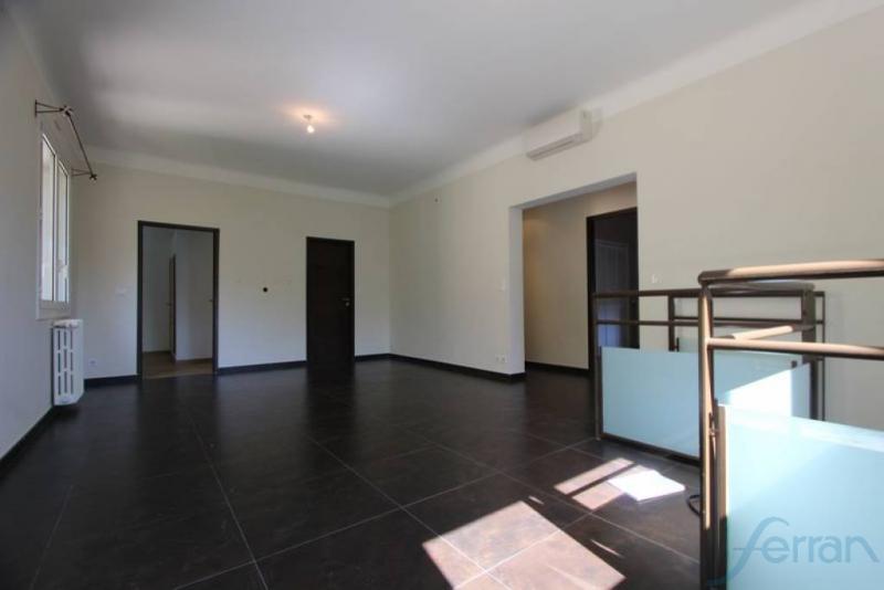 Maison - 150 m² - 10 pièces