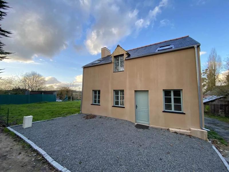 Maison de village - 101 m² - 6 pièces