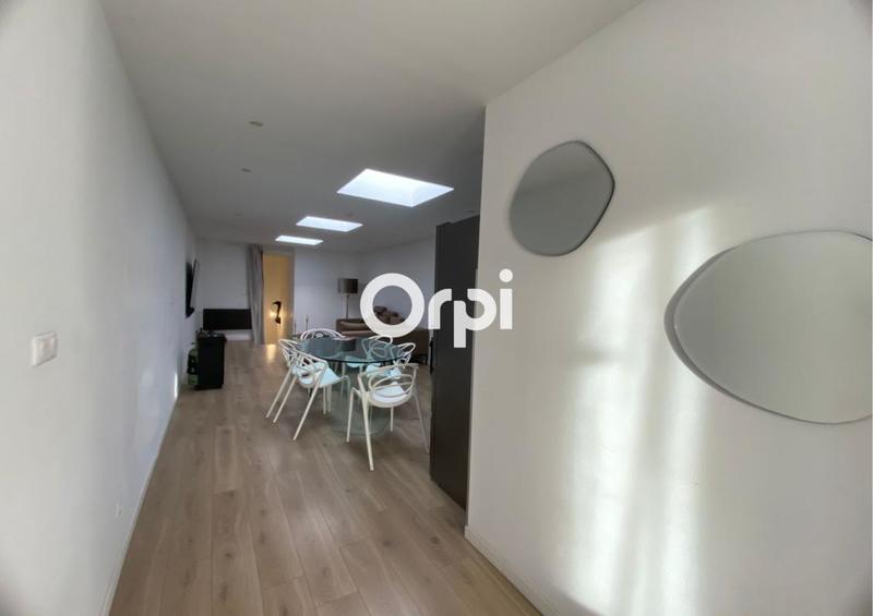 Appartement - 100 m² - 3 pièces