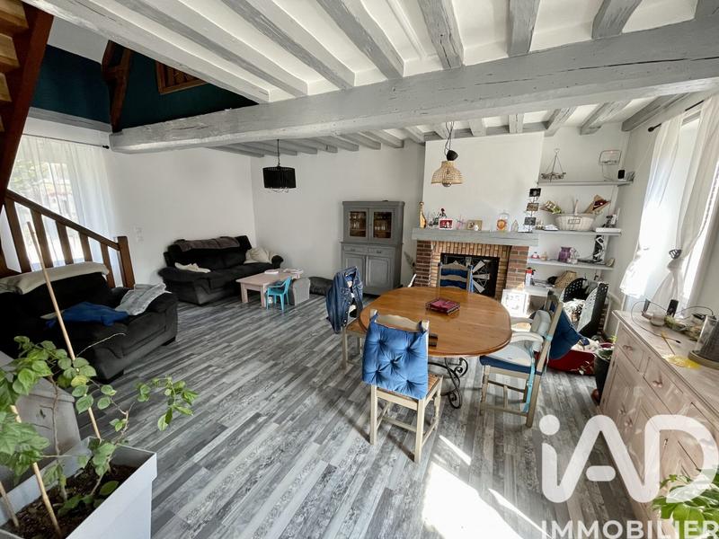 Maison - 220 m² - 8 pièces