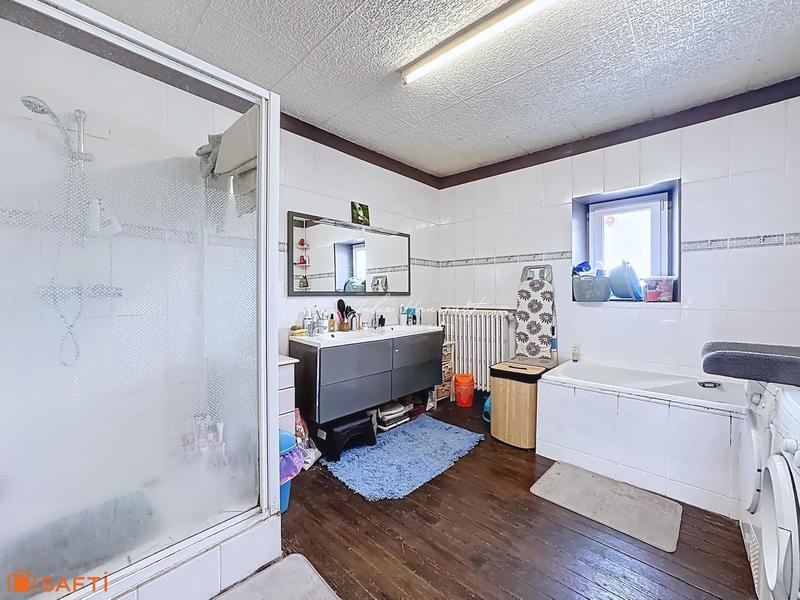 Maison - 137 m² - 5 pièces