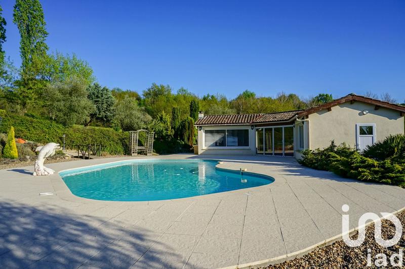 Maison - 314 m² - 10 pièces