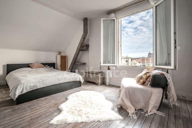 Maison - 180 m² - 8 pièces