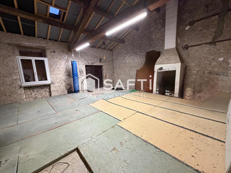 Maison de village - 95 m² - 4 pièces