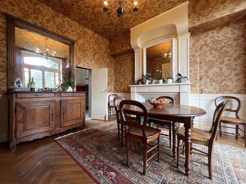 Propriété - 230 m²