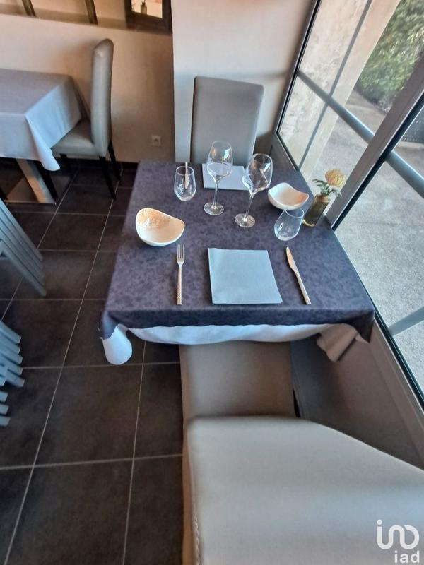 Local commercial - 143 m²