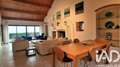 Maison de maîtres - 187 m² - 8 pièces