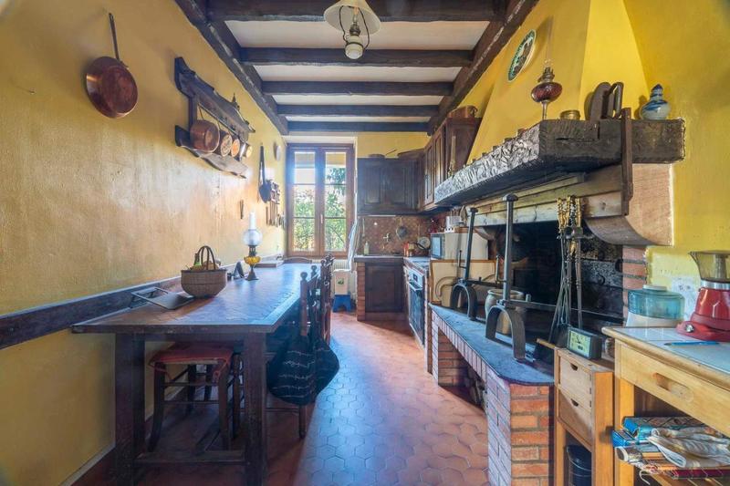 Appartement - 218 m² - 7 pièces