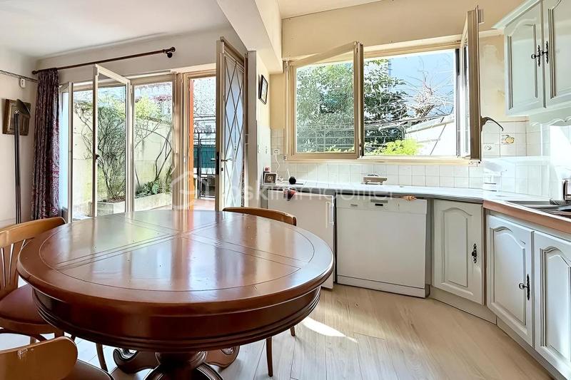 Villa - 152 m² - 6 pièces