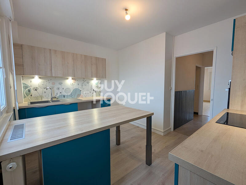 Appartement - 94 m² - 5 pièces