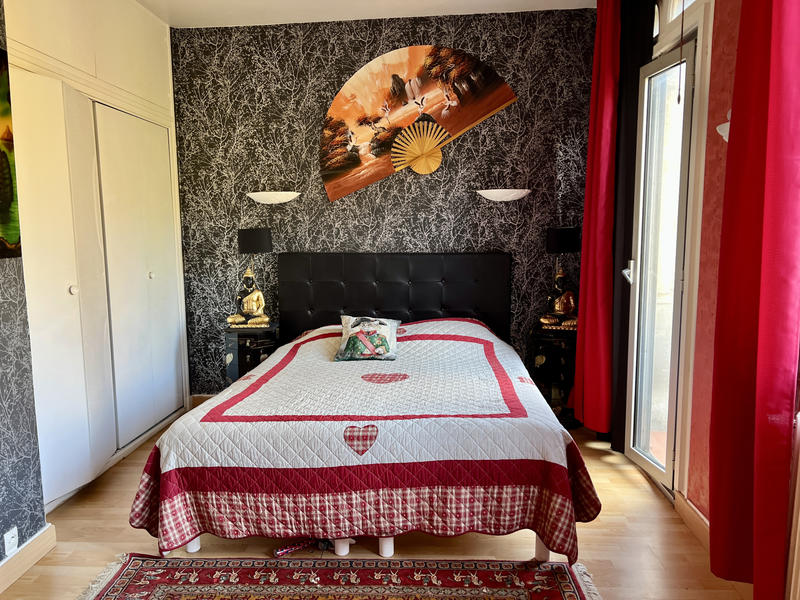 Duplex - 241 m² - 7 pièces