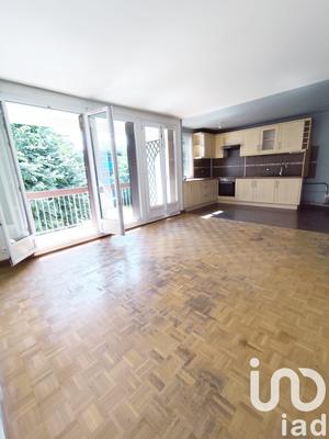 Appartement - 80 m² - 5 pièces