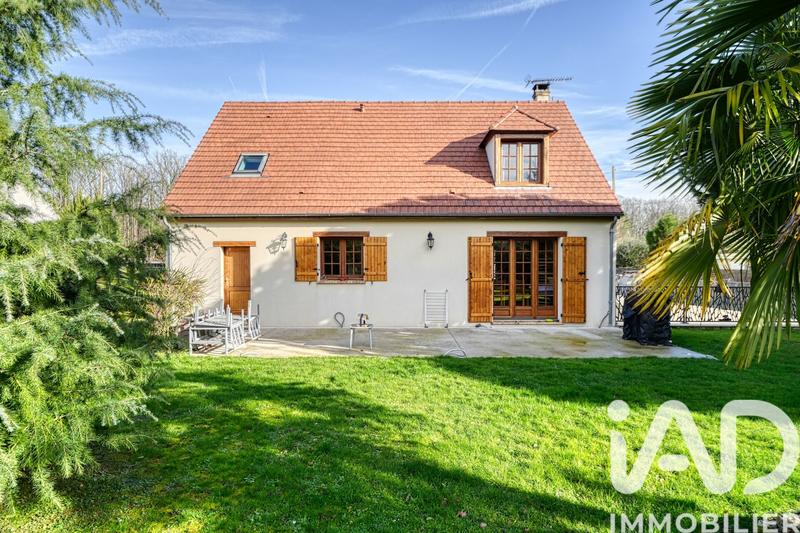 Maison - 137 m² - 6 pièces