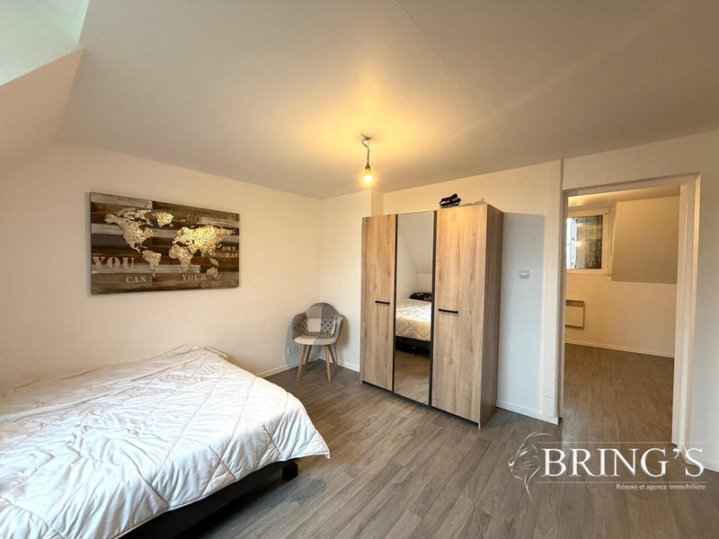 Maison - 80 m² - 5 pièces