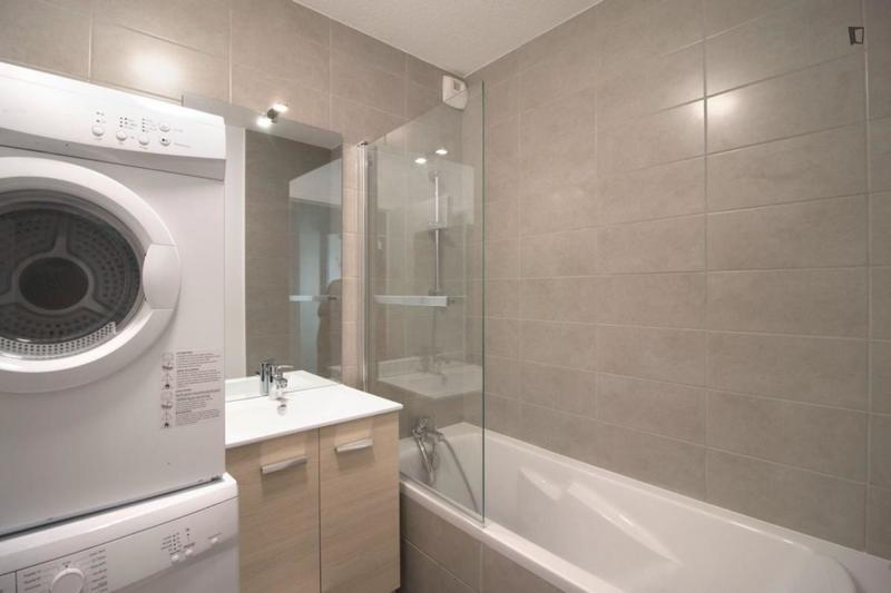 Chambre - 13 m² - 5 pièces