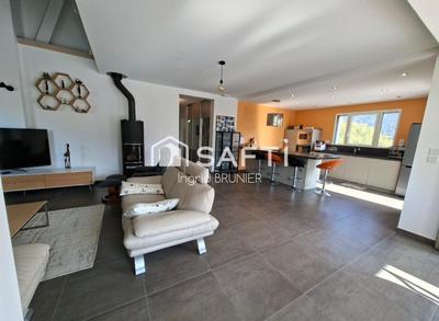 Villa - 170 m² - 5 pièces