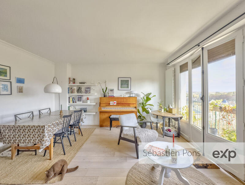 Appartement - 74 m² - 4 pièces