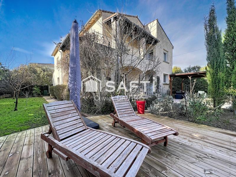 Villa - 278 m² - 8 pièces