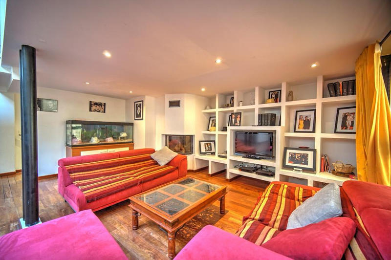 Appartement - 180 m² - 6 pièces